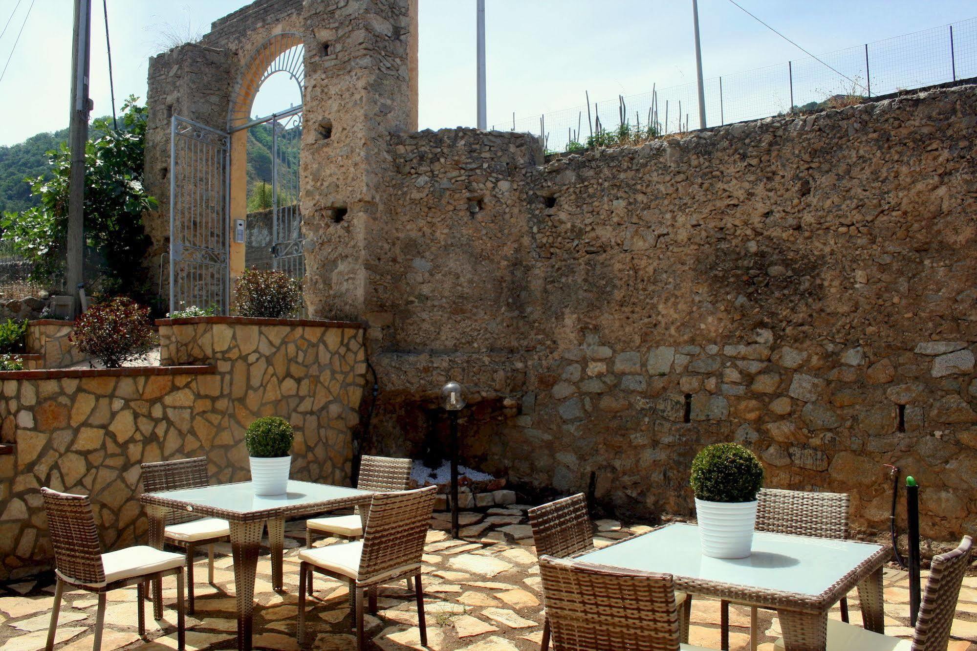 Appartamenti Porta Antica Di 트로페아 외부 사진